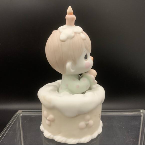 1988 Precious Moments Figurine - Picture 6 of 15